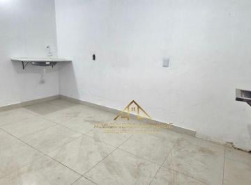 Apartamento de 1 quarto, Taguatinga · CSE 08 01 KIT com Varanda – PROXIMO AO HSM - Plantão - 98191-4550