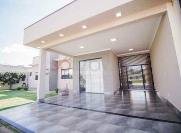 Casa · 195m² · 3 Vagas · Casa Térrea no Condomínio Exclusivo Marinas di Caldas em Caldas Novas.