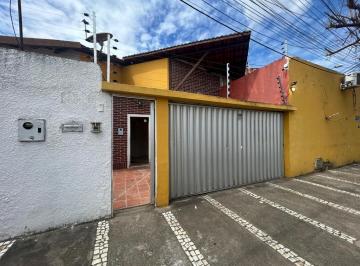 Casa · 309m² · 3 Quartos · 3 Vagas · Casa à venda no Montese, Fortaleza