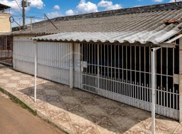 Casa · 180m² · 3 Vagas · Casa com 2 Quartos + 2 Lojas Comerciais à Venda na QNN 22 - Ceilândia – Guariroba