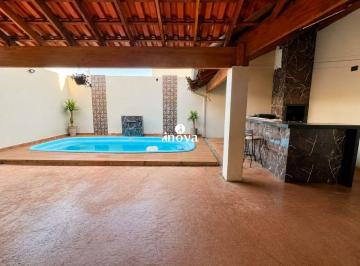 Casa · 160m² · 3 Quartos · 2 Vagas · Casa a venda, Bairro Parque das Laranjeiras