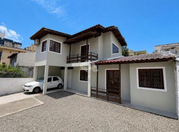 Casa · 138m² · 2 Quartos · 3 Vagas · Casa com 2 quartos à venda na Servidão Elvira Schmidt Goedert, 12, Campinas, São José