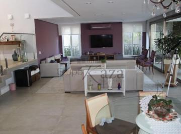 Casa · 890m² · 4 Quartos · 4 Vagas · Casa em Condomínio - Residencial Reserva do Paratehy - 4 Dormitórios - 548,79m².