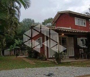 Casa · 396m² · 3 Quartos · 2 Vagas · CASA À VENDA COM 3 QUAROS NO BAIRRO SÃO JOÃO DO RIO VERMELHO - FLORIANÓPOLIS/SC