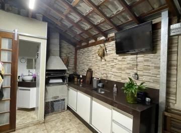 Casa · 130m² · 3 Quartos · Casa à venda - no Jardim Uirá