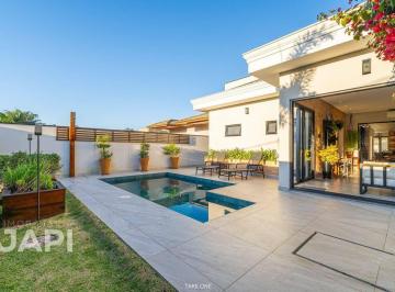 Piscina · Casa com 3 dormitórios à venda, 250 m² por R$ 3.500.000 - Chácara Malota - Jundiaí/SP