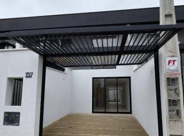 99510340c68aeb095fc03d888637a7b9a4358725 · Sobrado Geminado 2 Suites, 72,90 m² por R$ 450.000 - Costa e Silva - Joinville/SC