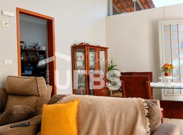 Casa de 3 quartos, Goiânia · CASA 180MT 3 QUARTOS SENDO 1 SUITE SETOR VILA ITATIAIA