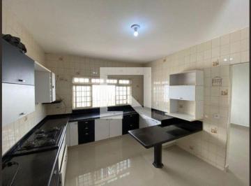 Casa · 240m² · 4 Quartos · 4 Vagas · Casa para Aluguel - Santa Mônica, 4 Quartos, 240 m² - Uberlândia