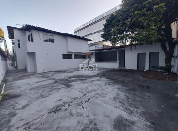 Comercial · 300m² · 7 Quartos · 2 Vagas · Casa Comercial para Locação em Enseada do Suá, Vitória