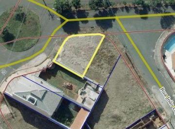 Terreno · 1m² · 1 Quarto · 1 Vaga · Terreno para venda em Terra Rica de 1.00m² com 1 Quarto, 1 Suite e 1 Garagem