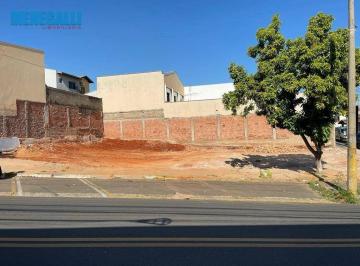 Terreno · 370m² · Terreno para alugar em Dois Córregos de 370.00m²