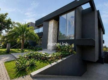 6cad4fc8a4a20d29c9e409c3f49590830ea773a5 · Casa com 6 dormitórios à venda, 550 m² por R$ 5.850.000,00 - Granja Viana - Carapicuíba/SP