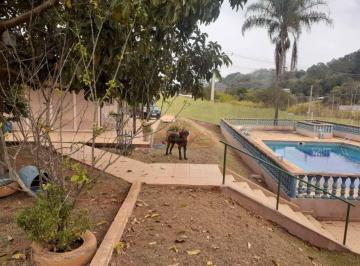 2f1c5bba1471c385f346331ae080fd650712f7f5 · Sitio Rural / Iara