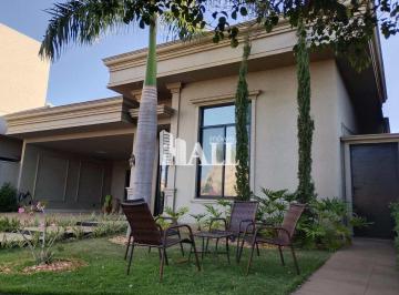 Casa · 220m² · 3 Quartos · 2 Vagas · Casa de Condomínio, Gaivota I, Rio Preto