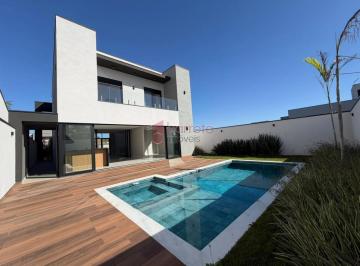 Casa · 320m² · 3 Quartos · 6 Vagas · CASA SOBRADO DE ALTO PADRÃO COM 03 SUÍTES À VENDA NO CONDOMÍNIO BRISAS DO LAGO -
