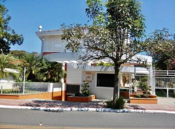 Casa · 104m² · 2 Quartos · 1 Vaga · Casa à venda, 2 suítes, lavabo e 1 vaga na praia de Canasvieiras, Florianópolis-SC.