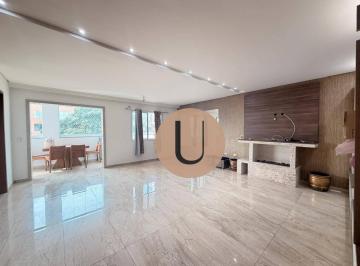 2e41d56de5d8cca2e14f40a9a69d773721f48345 · Cobertura com 270m² com 3 dorms (1 Suíte) Sala conceito aberto com a Cozinha Americana e Lareira, V