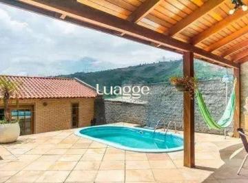 Casa · 180m² · 3 Quartos · 6 Vagas · Casa à venda - em Morro Santana
