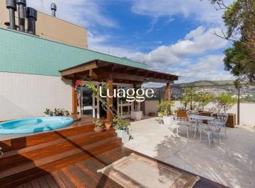 Apartamento · 247m² · 3 Quartos · 3 Vagas · Cobertura de 3 dormitórios, elevador, 3 vagas de garagem em Porto Alegre.