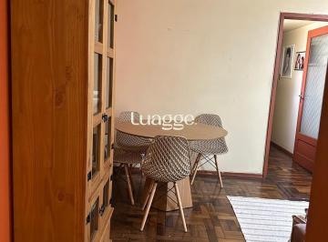 Apartamento · 92m² · 3 Quartos · Apartamento de 2 quartos e 2 banheiros no bairro Santa Cecília.