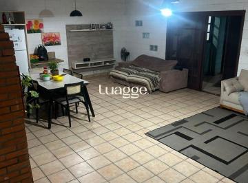 Casa · 300m² · 3 Quartos · 3 Vagas · Casa à venda no Parque Santa Fé com 3 dormitórios, piscina e 3 vagas