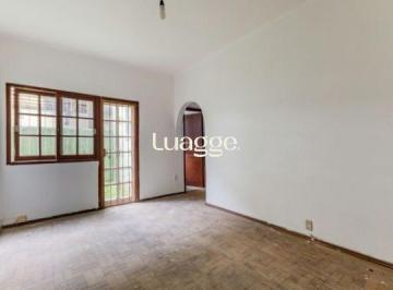 Apartamento · 54m² · 2 Quartos · Apartamento no Partenon térreo de 2 dormitórios e 2 pátios DESOCUPADO