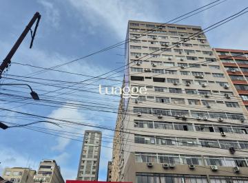 Comercial · 104m² · 3 Quartos · Sala comercial na região central