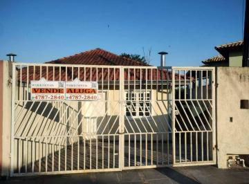 8f0c23f3d9e707a85c73e3edbf5922a087fe3323 · Casa no centro de Cotia