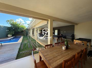 Casa · 350m² · 4 Quartos · 2 Vagas · Casa 4 Qts 4 Suítes 2 Vagas 350m² Cond Jardim Botânico VI