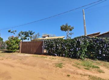 fazenda-sitios-chacaras-com-2-quartos-em-fernandopolis-sp-no-bairro-centro-imovel443459-img6a74d9a2e9d15.jpg · Fazenda / Sítios / Chácaras com 2 quartos para alugar em Fernandópolis, no bairro Centro