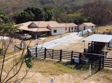 fazenda-sitios-chacaras-com-5-quartos-em-felixlandia-mg-no-bairro-01-imovel442115-img6a6b3e0f6a21e.jpg · Fazenda / Sítios / Chácaras com 5 quartos à venda em Felixlândia, no bairro 01
