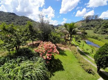 e0dfc577367abecab5f496c5a92d6e83.jpg · Fazenda / Sítios / Chácaras com 6 quartos à venda em Guarapari, no bairro Todos Os Santos