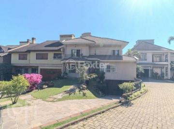 ba7a73fd · Casa em Condomínio, 5 dormitórios, 626.41 m², em Vila Jardim