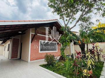Casa · 3 Quartos · 2 Vagas · Casa 3 Dorms 2 Suítes na praia em Peruíbe -