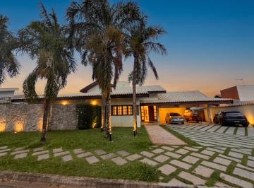 Casa · 650m² · 5 Quartos · 6 Vagas · Dois lotes no Condomínio Isaura, a 200 metros do Campolim