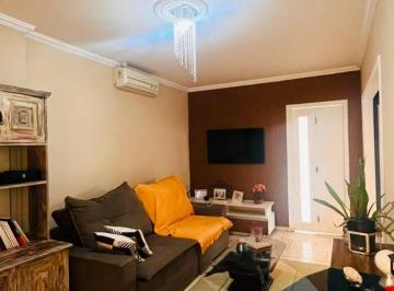 Casa de 2 quartos, Americana · Casa em Terreno Amplo de 390m² com Potencial de Valorização.