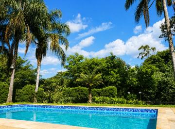 Rural de 4 quartos, Vargem · CHÁCARA COMPLETA COM RIO, POMAR, PISCINA, 4 DORMT E MOBILIADO