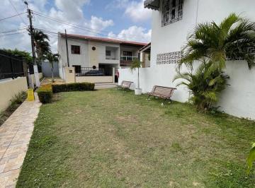 26 casas, Sala de estar, sala de jantar, banheiro social, 3 quartos, 2 suítes (1 · CASA COND. ITAPERY VII - PASSARÉ