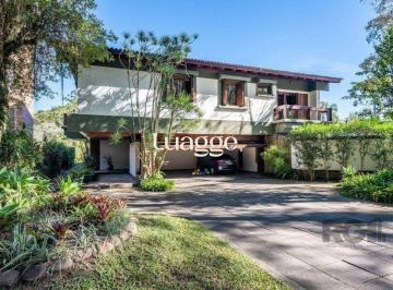 Casa · 650m² · 4 Quartos · 5 Vagas · CASARÃO À MODA ANTIGA