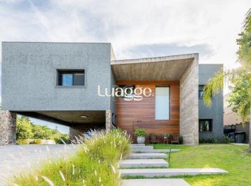 Casa · 550m² · 5 Quartos · 4 Vagas · Casa à venda - em Terraville