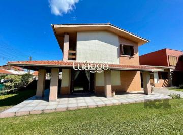 Casa · 5 Quartos · 3 Vagas · Belíssimo sobrado em condomínio