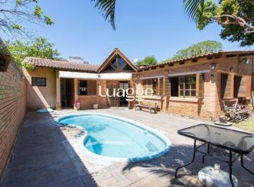 Casa · 200m² · 2 Quartos · 3 Vagas · Casa à venda - em Camaquã