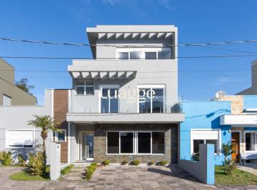 Casa · 213m² · 4 Quartos · 2 Vagas · Casa em condomínio no Jardins do Lago II