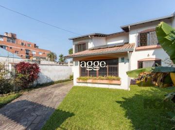 Casa · 369m² · 4 Quartos · 6 Vagas · Casa para Venda - 72.6m², 4 dormitórios, sendo 1 suites, 6 vagas - Camaquã