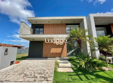 Casa · 256m² · 4 Quartos · 2 Vagas · Casa à venda - no Centro
