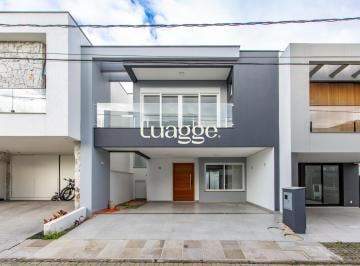 Casa · 185m² · 3 Quartos · 2 Vagas · Casa no Condomínio Pateo Verde, 3 suítes sendo 1 master com sacada e 2 vagas .