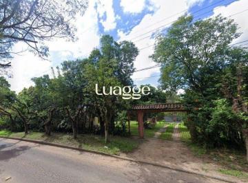 Casa · 200m² · 2 Quartos · Área medindo 33.426m²!