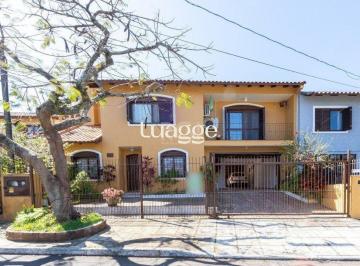 Casa · 300m² · 8 Quartos · 4 Vagas · Casa para Venda - 300m², 8 dormitórios, sendo 3 suites, 4 vagas - Campo Novo