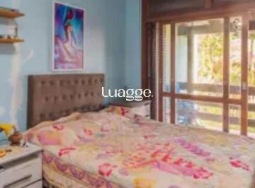 Casa · 256m² · 5 Quartos · 3 Vagas · Casa com 5 quartos à venda na Rua Doutor Possidônio Cunha, 62, Vila Assunção, Po